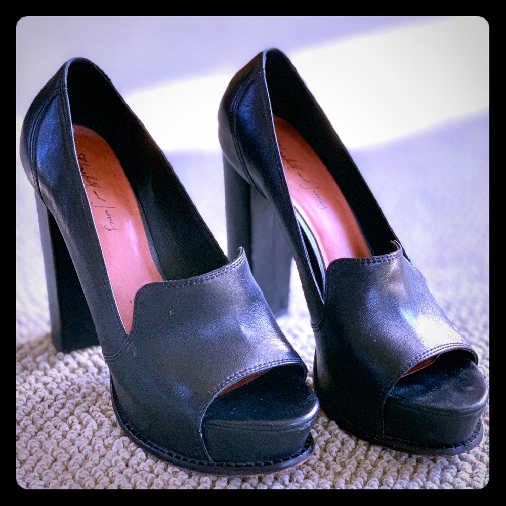 Elizabeth and James e-Mae peep toe heels